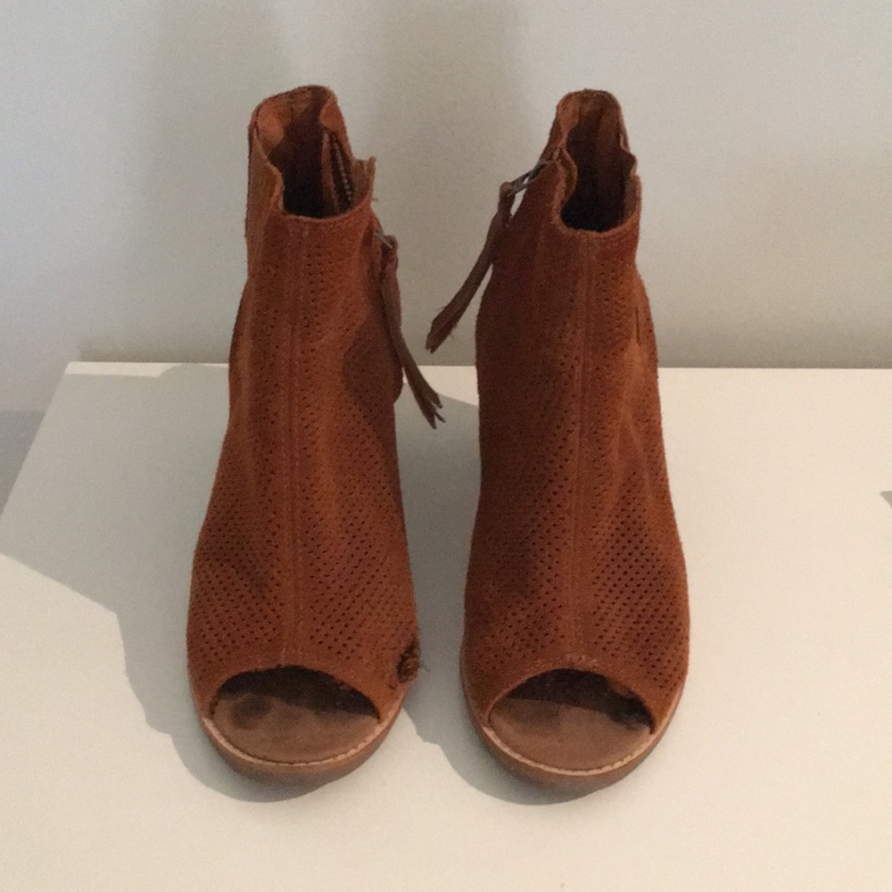 Peep toe booties